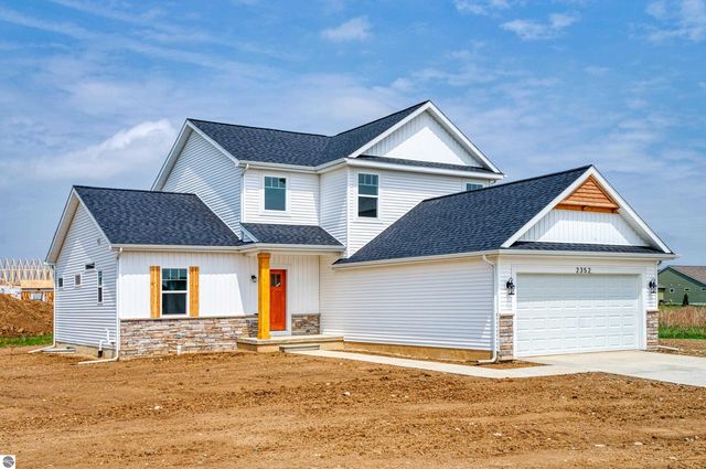 565 W Wildwood Drive, Owosso, MI 48867