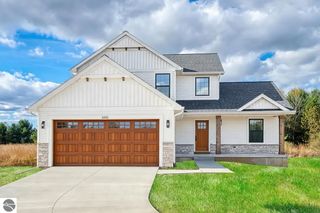 565 W Wildwood Drive, Owosso, MI 48867