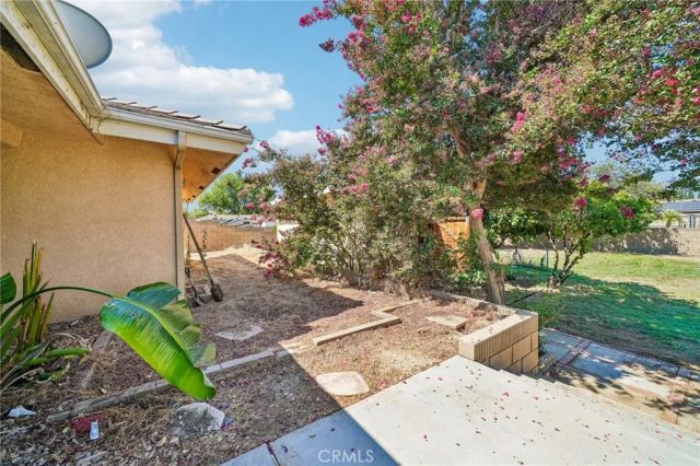 575 Lauresa, Hemet, CA 92544