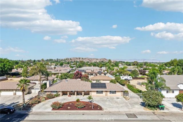 575 Lauresa, Hemet, CA 92544