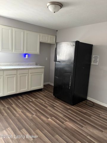 1711 Liberty Bell Way, Louisville, KY 40215