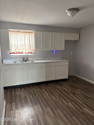 1711 Liberty Bell Way, Louisville, KY 40215