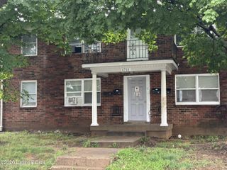 1711 Liberty Bell Way, Louisville, KY 40215