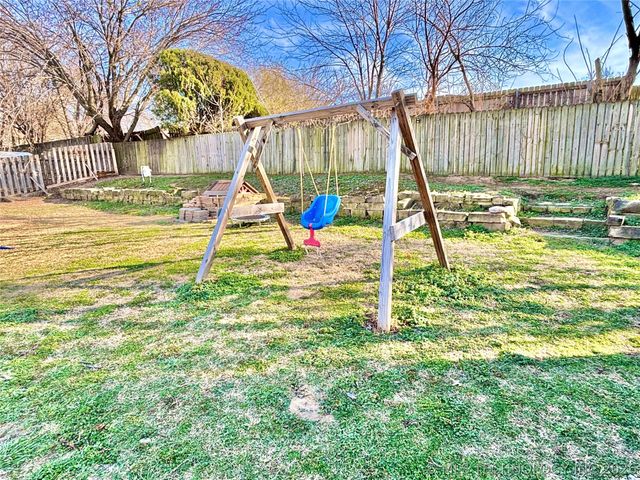 602 Flamingo Road, Mcalester, OK 74501