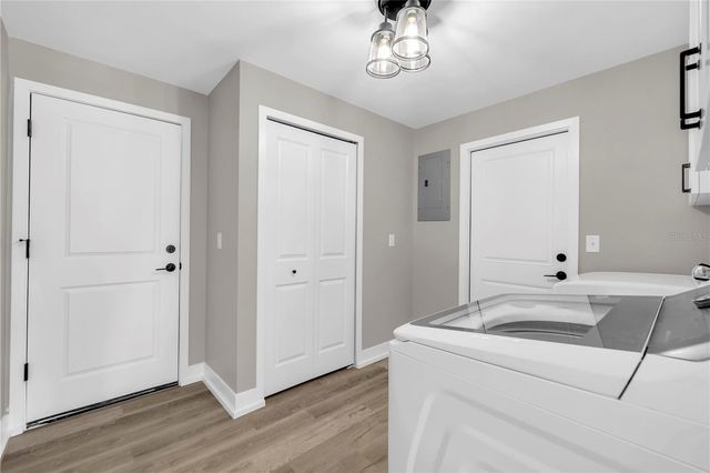 21161 KNOLLWOOD AVENUE, Port Charlotte, FL 33952