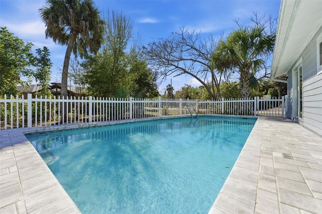 21161 KNOLLWOOD AVENUE, Port Charlotte, FL 33952