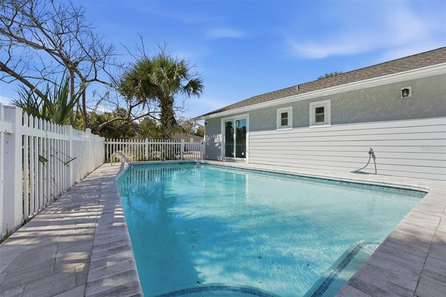 21161 KNOLLWOOD AVENUE, Port Charlotte, FL 33952