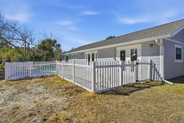 21161 KNOLLWOOD AVENUE, Port Charlotte, FL 33952