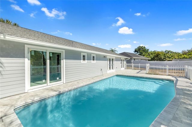 21161 KNOLLWOOD AVENUE, Port Charlotte, FL 33952