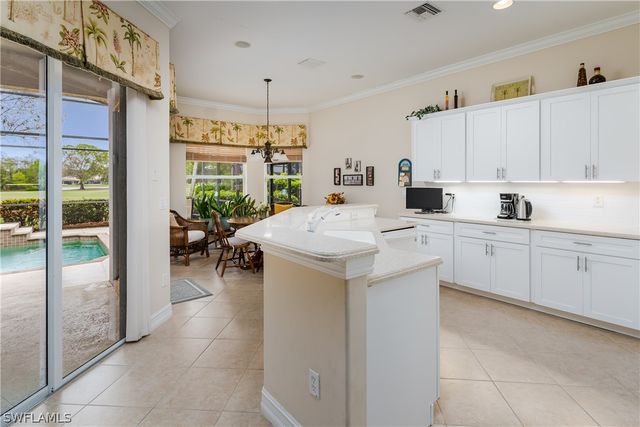 6845 Bent Grass DR, Naples, FL 34113