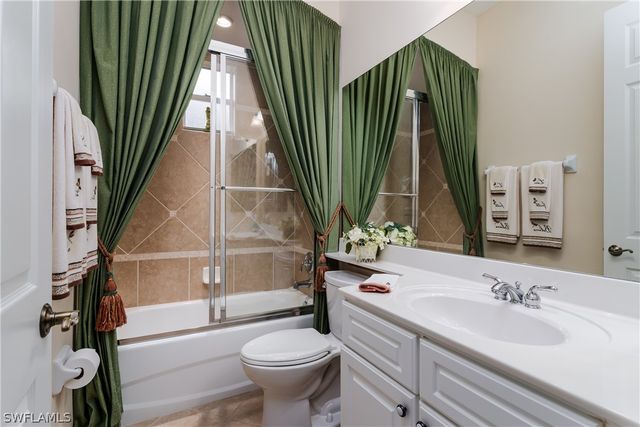 6845 Bent Grass DR, Naples, FL 34113