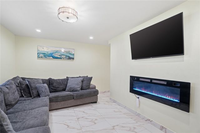 3935 Anthony Lane, Franklin, OH 45005