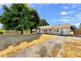 408 S PARKWAY Ave, Battle Ground, WA 98604
