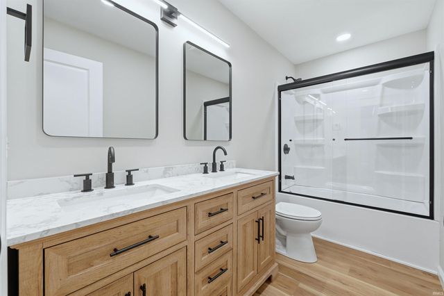 1503 River run Court, Fort Wayne, IN 46825