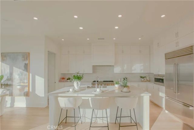 137 Oakstone, Irvine, CA 92618