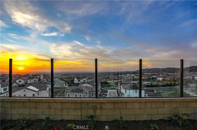 137 Oakstone, Irvine, CA 92618