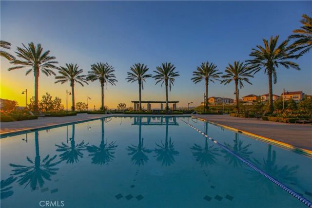 137 Oakstone, Irvine, CA 92618