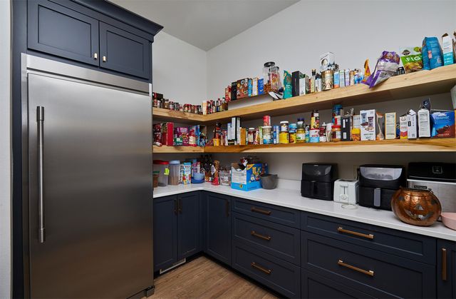 814 SW Prairie Trail Parkway, Ankeny, IA 50023