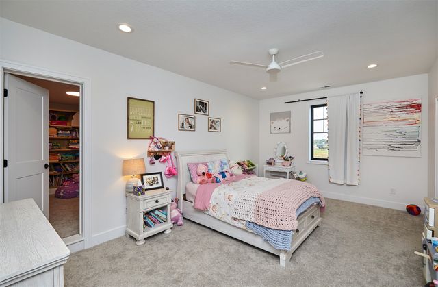 814 SW Prairie Trail Parkway, Ankeny, IA 50023