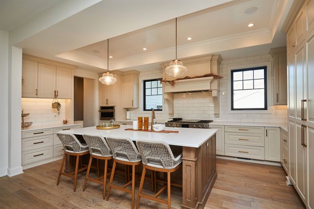 814 SW Prairie Trail Parkway, Ankeny, IA 50023