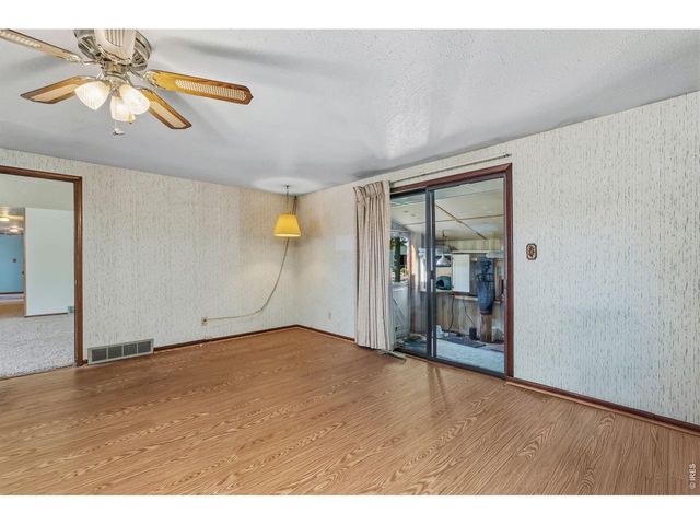 201 Namaqua Rd, Loveland, CO 80537