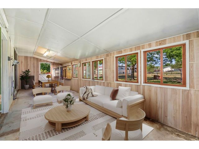 201 Namaqua Rd, Loveland, CO 80537