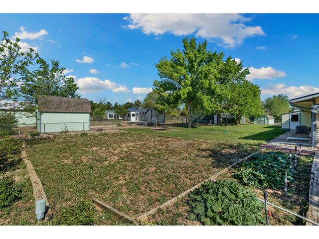 201 Namaqua Rd, Loveland, CO 80537