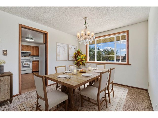 201 Namaqua Rd, Loveland, CO 80537