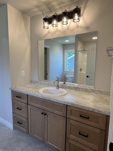 1970 PENNY LANE, New London, WI 54961