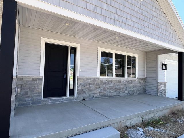 1970 PENNY LANE, New London, WI 54961