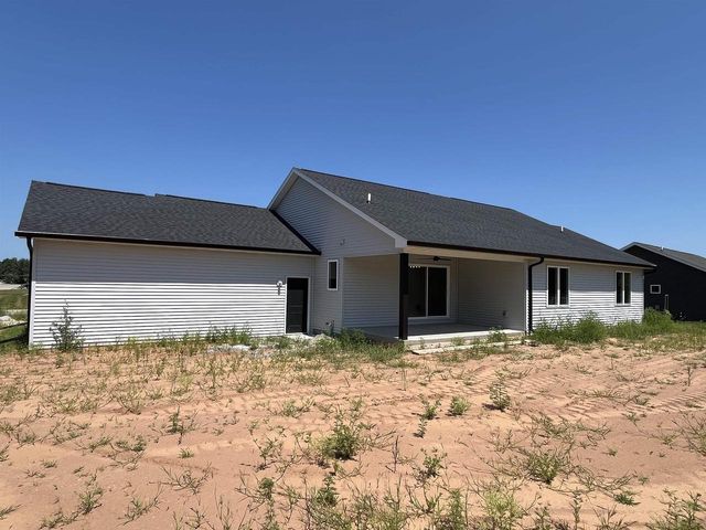 1970 PENNY LANE, New London, WI 54961
