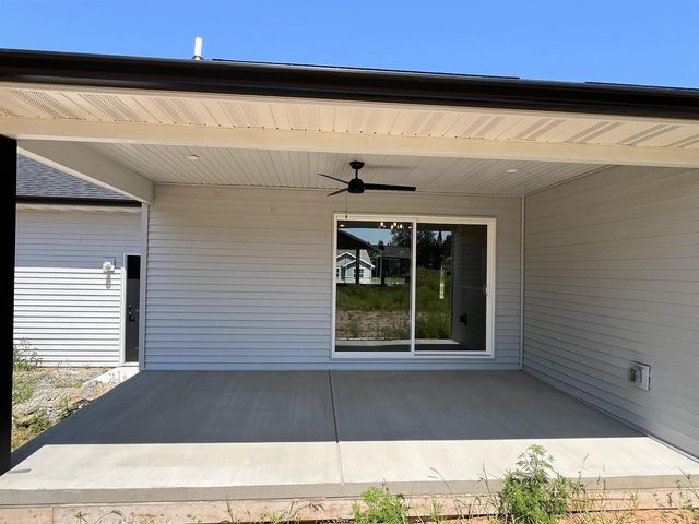 1970 PENNY LANE, New London, WI 54961