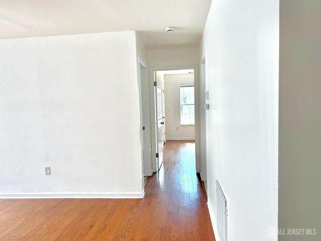 202 Pennsylvania Way, North Brunswick, NJ 08902