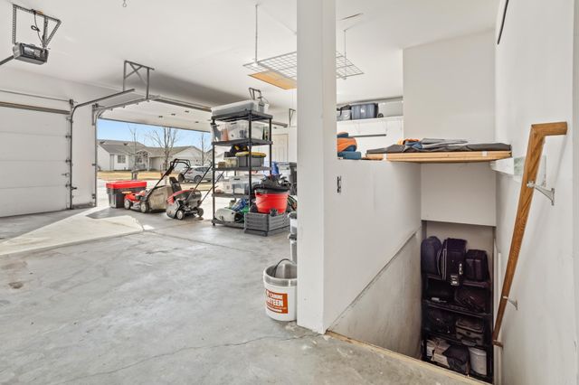 3737 Harrison Street S, Fargo, ND 58104