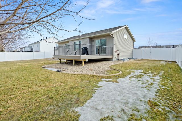 3737 Harrison Street S, Fargo, ND 58104