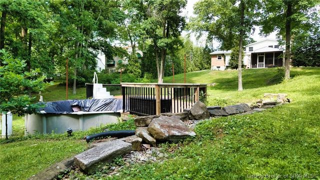 1228 Westwood Lane, New Albany, IN 47150