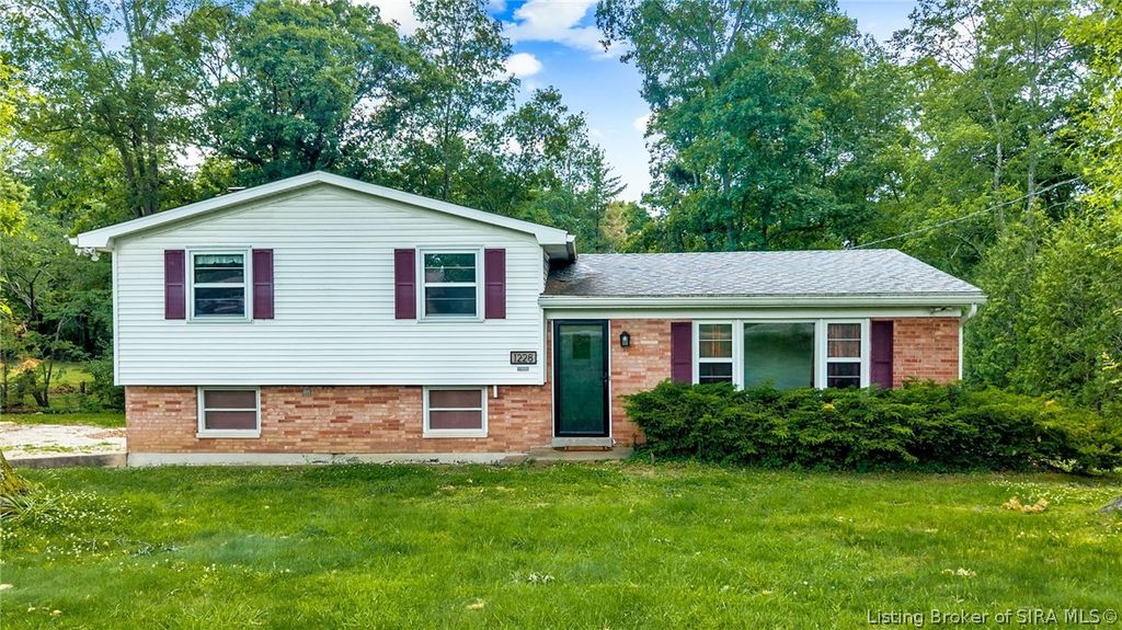 1228 Westwood Lane, New Albany, IN 47150