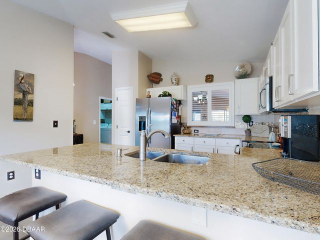 1305 Wayne Avenue, New Smyrna Beach, FL 32168