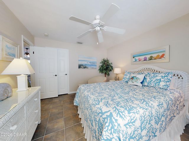 1305 Wayne Avenue, New Smyrna Beach, FL 32168