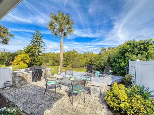 1305 Wayne Avenue, New Smyrna Beach, FL 32168