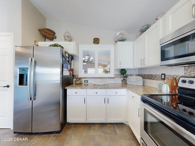 1305 Wayne Avenue, New Smyrna Beach, FL 32168