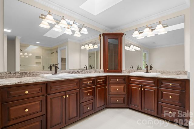 4 Royal Vista Way, Granite Falls, NC 28630