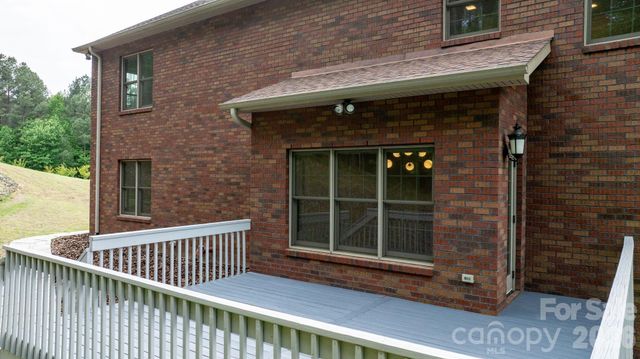 4 Royal Vista Way, Granite Falls, NC 28630