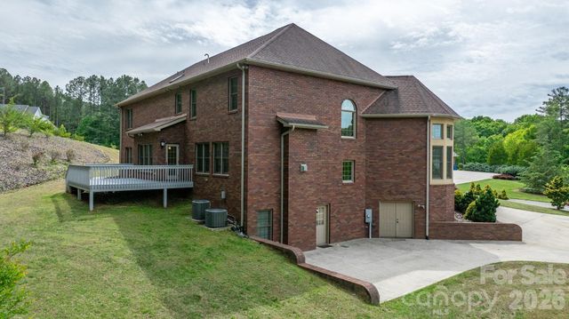 4 Royal Vista Way, Granite Falls, NC 28630