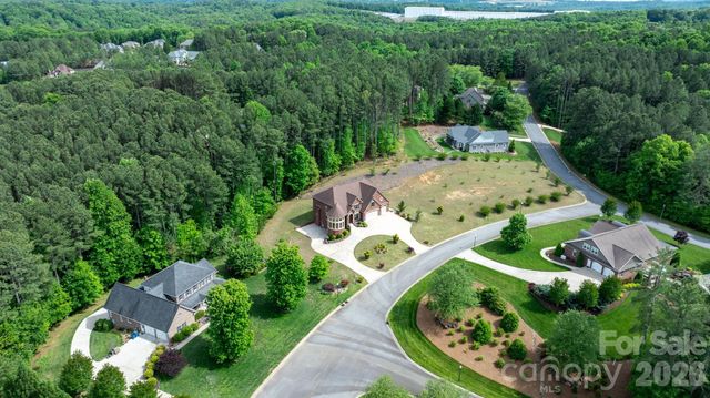 4 Royal Vista Way, Granite Falls, NC 28630
