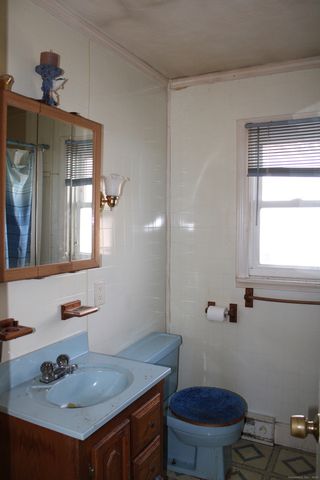 66 Stockhouse Road, Bozrah, CT 06334