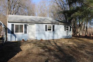 66 Stockhouse Road, Bozrah, CT 06334