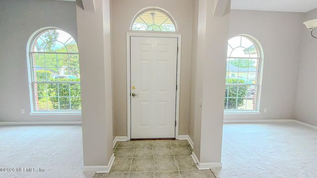 9832 OXFORD STATION Drive, Jacksonville, FL 32221