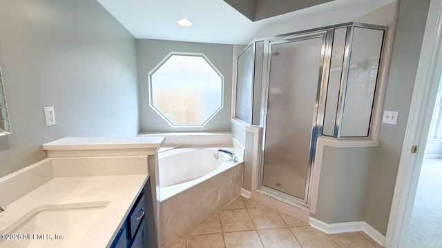 9832 OXFORD STATION Drive, Jacksonville, FL 32221