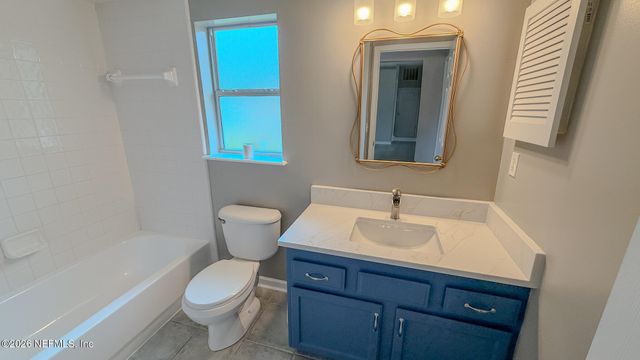 9832 OXFORD STATION Drive, Jacksonville, FL 32221